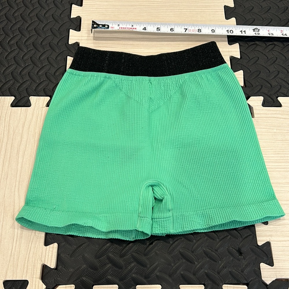 Free People Movement Seamless Prajna Short Fresh Cut M/L - Picture 10 of 11